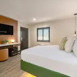 Lyfe Inn & Suites By Aga- North Hollywood Universal Studios