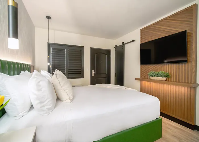 Lyfe Inn & Suites By Aga- North Hollywood Universal Studios